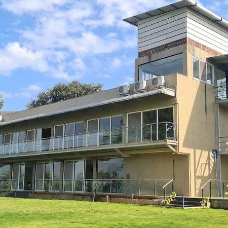 Ananta Villa Lonavala Esterno foto