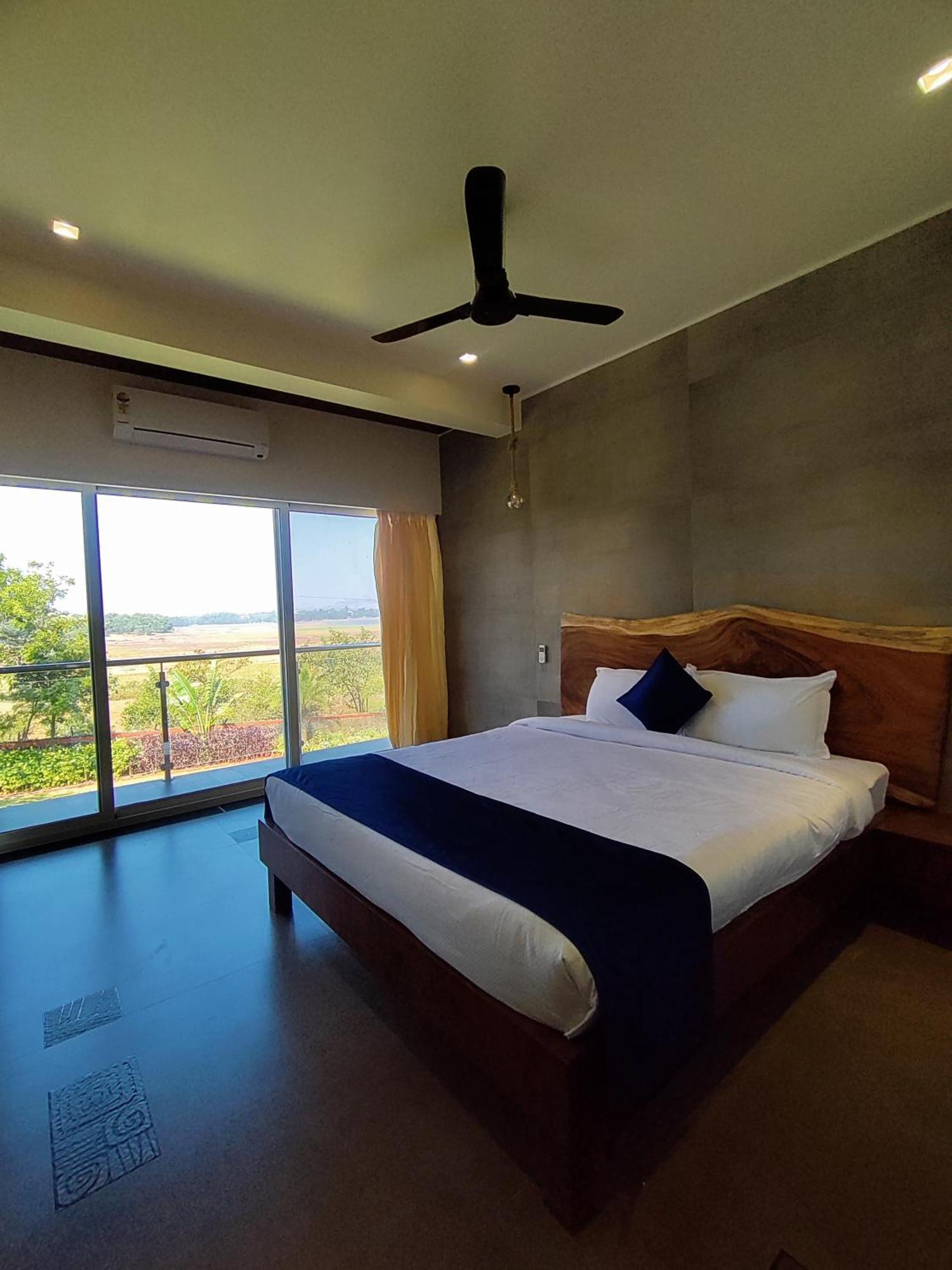 Ananta Villa Lonavala Esterno foto
